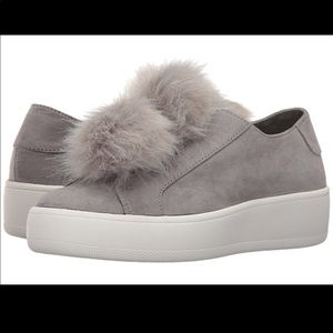 Steve Madden Pom Pom sneakers
